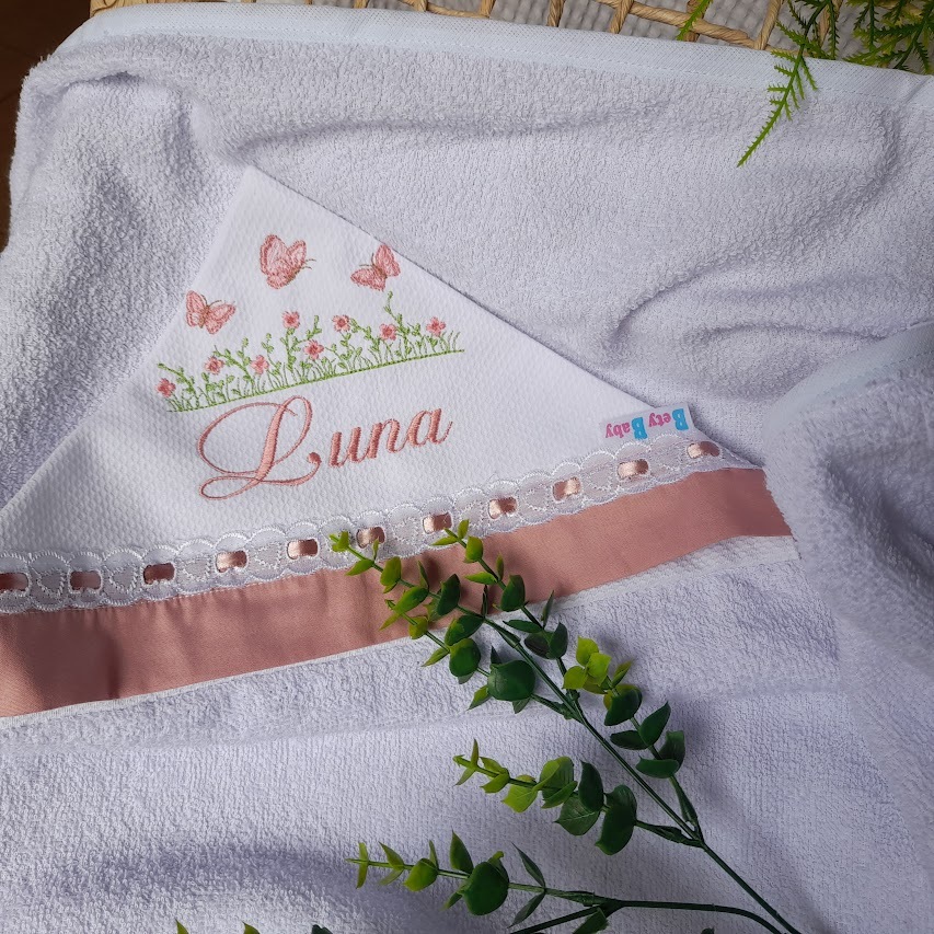 Toalha De banho Com Capuz Bordada Personalizada com Nome Menino Menina Bebê em Oferta na Shopee