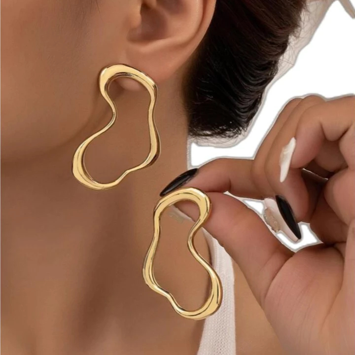 Par De Brinco orgânico minimalista Dourado / Choker com Brinco