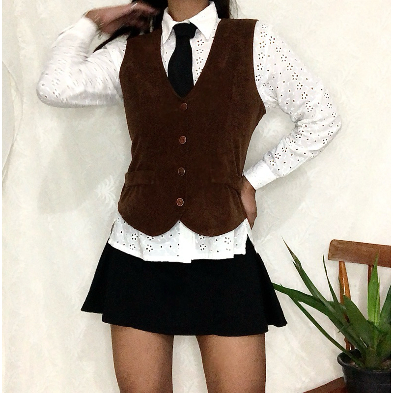 (M) Mini Saia Preta Rodada Godê Feminina Cintura Alta Curta Tecido Texturizado Colmeia Aesthetic Soft Girl Dark Anos 90