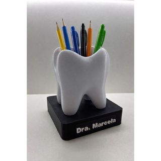 Porta-Canetas Odontológico em Formato de Dente – Decorativo e Funcional