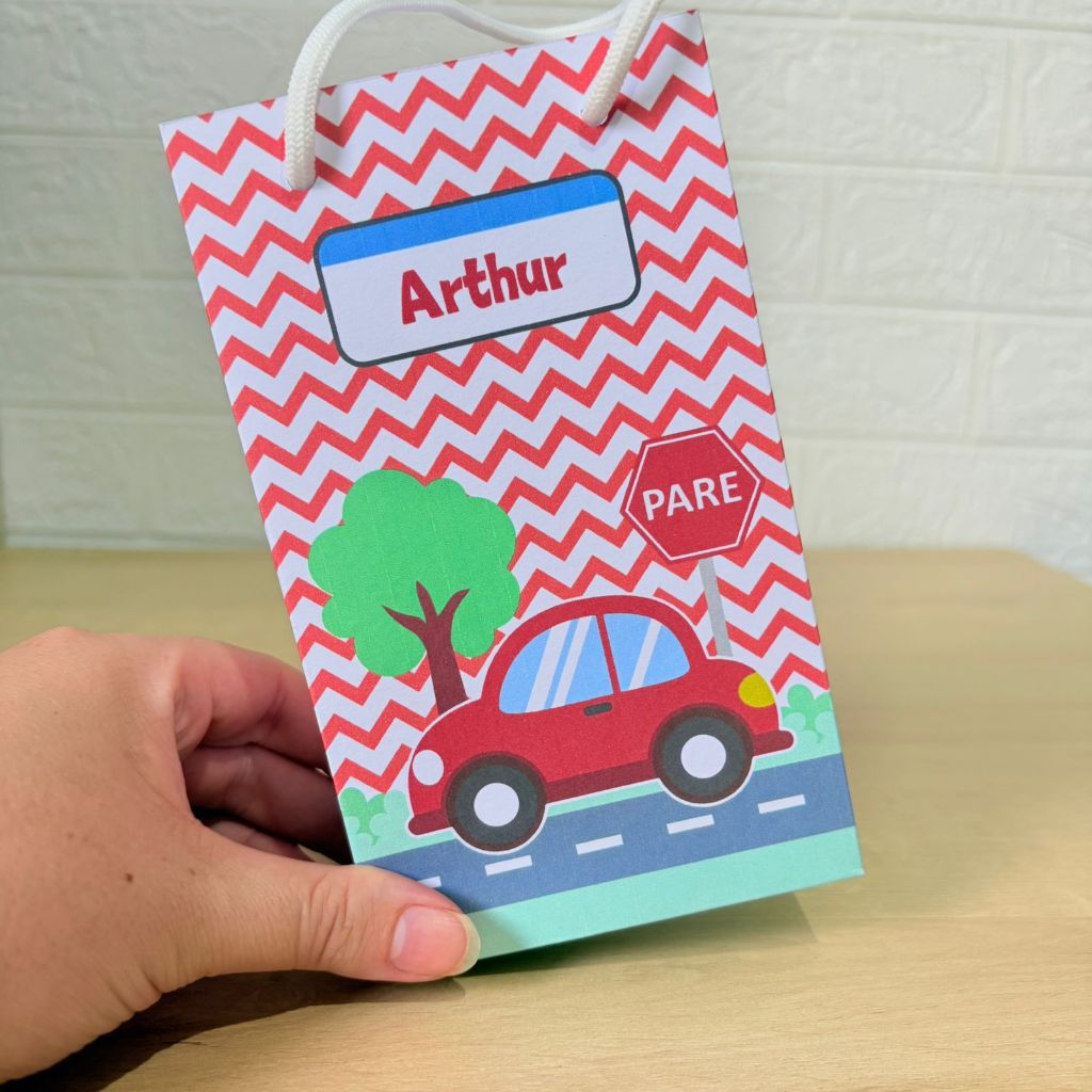 Sacolinha Surpresa Personalizada P Carrinho Vermelho Lembrancinha de Festa PEGUE E MONTE