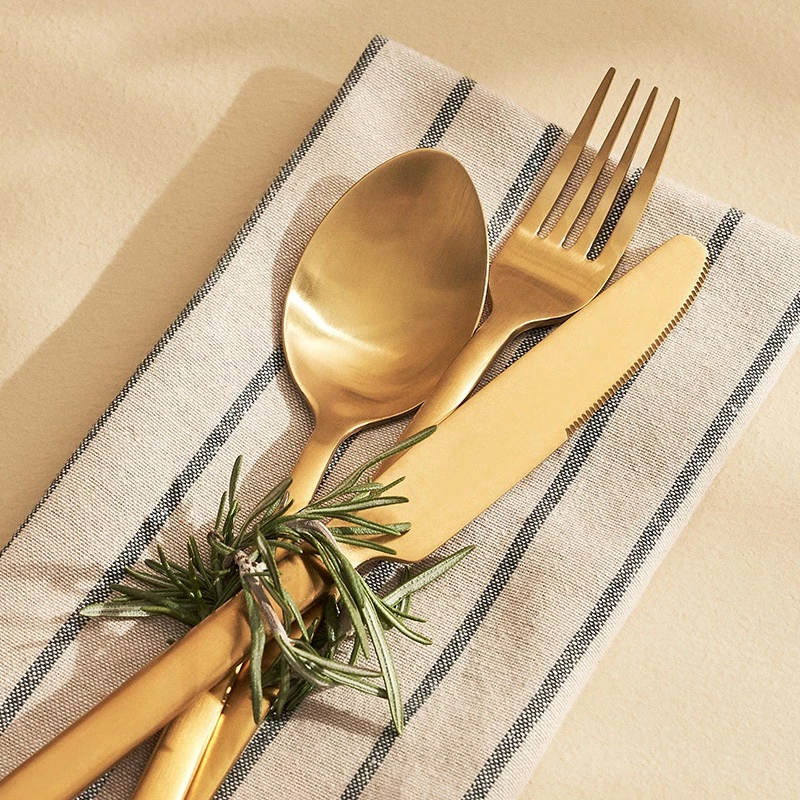 Talheres de Ouro: 58% Off! ✨