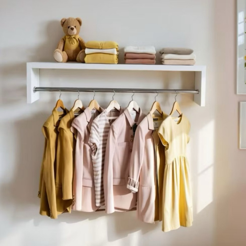 Arara de Roupas Branco Preto Cabideiro Pendurador de Roupa Suspenso em Oferta na Shopee