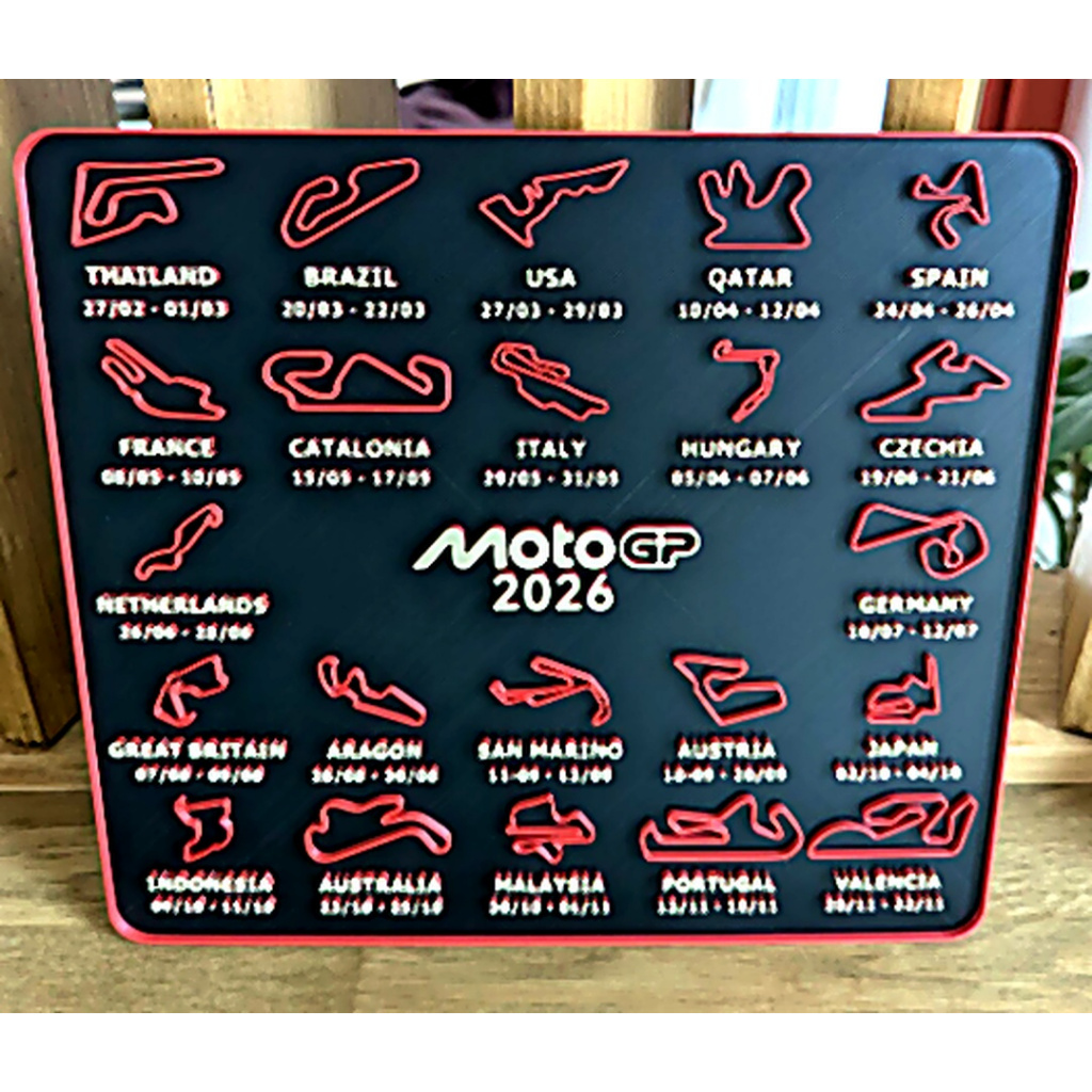 Placa Calendário MotoGP 2026 Com Suporte De Mesa | Decoração Motorsport Setup Gamer Presente