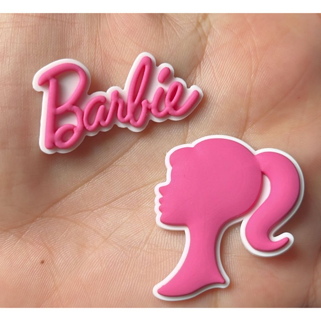 Kit 2 Pins BARBIE  para Babuche | Apliques Emborrachados Decorativos | Personalize Seu Calçado em Oferta na Shopee