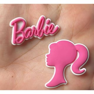 Kit 2 Pins BARBIE  para Babuche | Apliques Emborrachados Decorativos | Personalize Seu Calçado em Oferta na Shopee