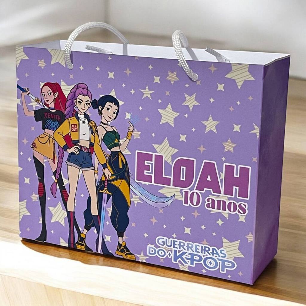 PEGUE E MONTE - Sacolinha Personalizada Guerreiras do Kpop | Lembrancinha | Aniversário GUERREIRAS DO KPOP (20X16X6CM)