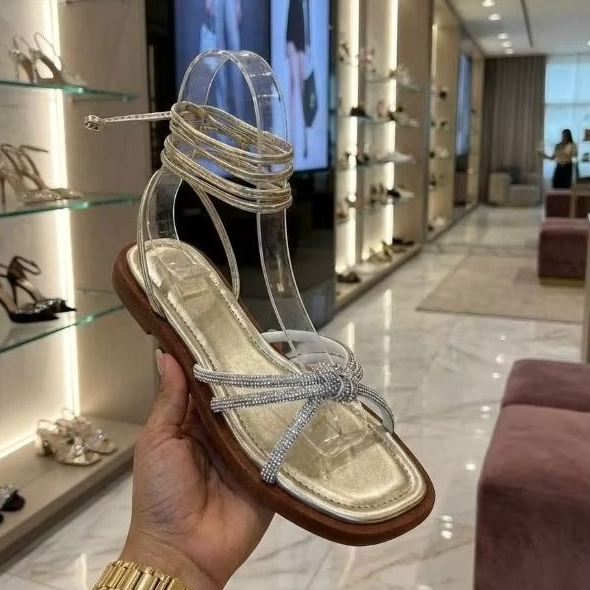 SANDALIA FLAT AMARRAÇÃO CONFORTO E ESTILO PARA VOÇE QUE GOSTA DE ARRASAR NO SEU PASSEIO NO DIA A DIA COM MUITO CONFORTO