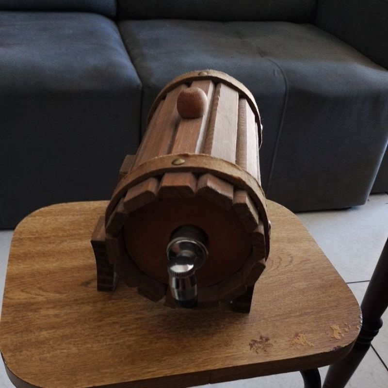 Pingometro Adega Barril Tonel em Madeira Decor de Cachaç@.