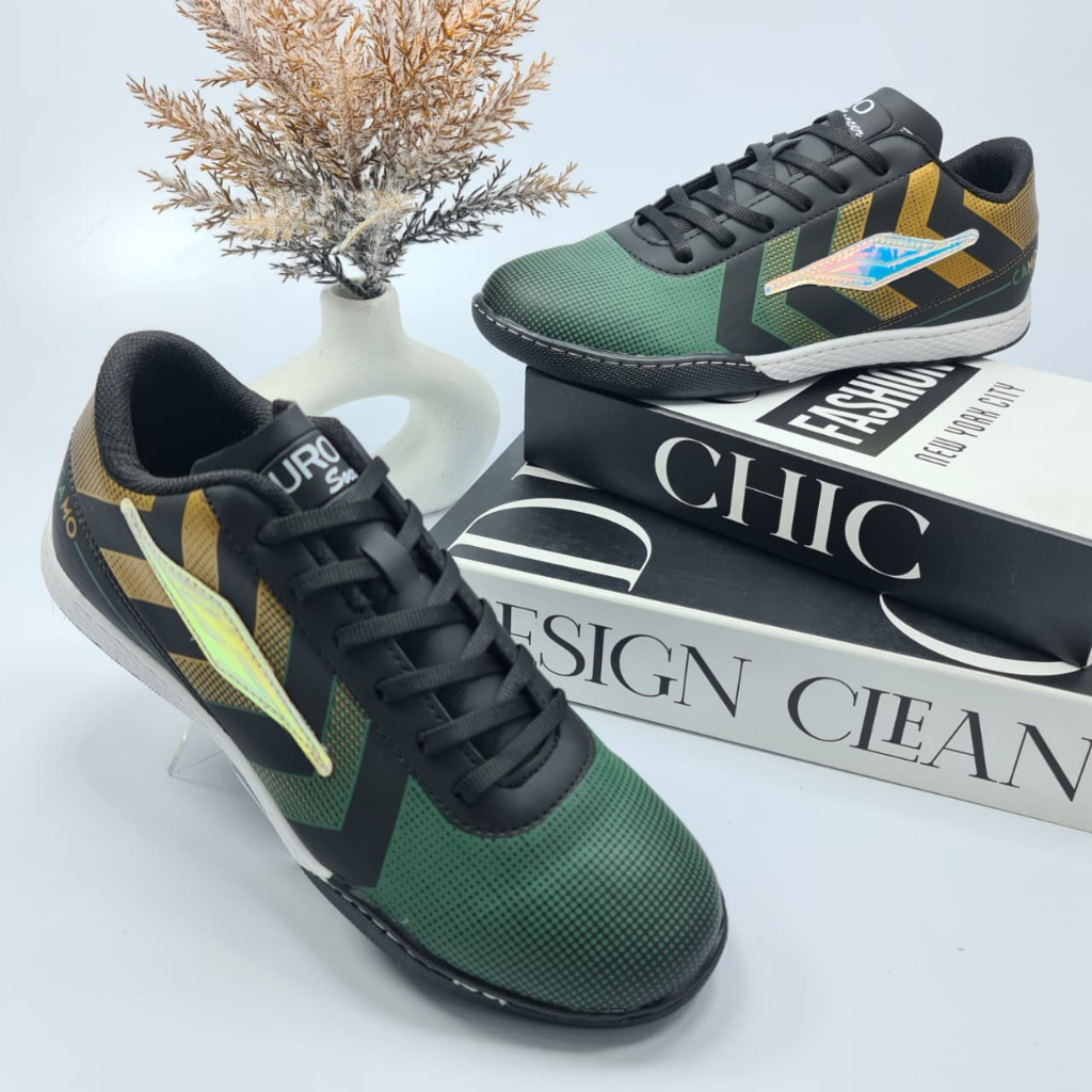 Chuteira Futsal Masculina Euro Soccer 8324 Desempenho Controle e Estilo em Quadra