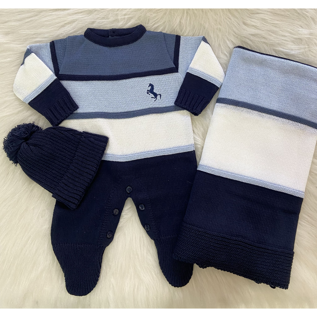 Saída Maternidade com Manta e Touca Cavalinho – Azul Petróleo Roupas Infantis Moda Infantil Criança Recém-Nascido