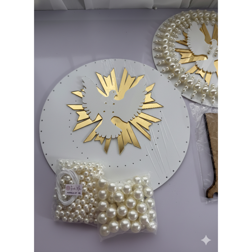 Kit Mandala Bordada Divino Artesanal Branco MDF 27cm com Pérolas Faça Você Mesmo Montagem Fácil
