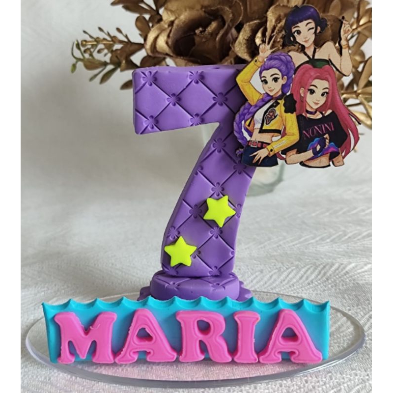 Vela guerreira do K-Pop , topo de bolo guerreira do K-POP 1,2,3,4,5,6,7,8,9 em Oferta na Shopee