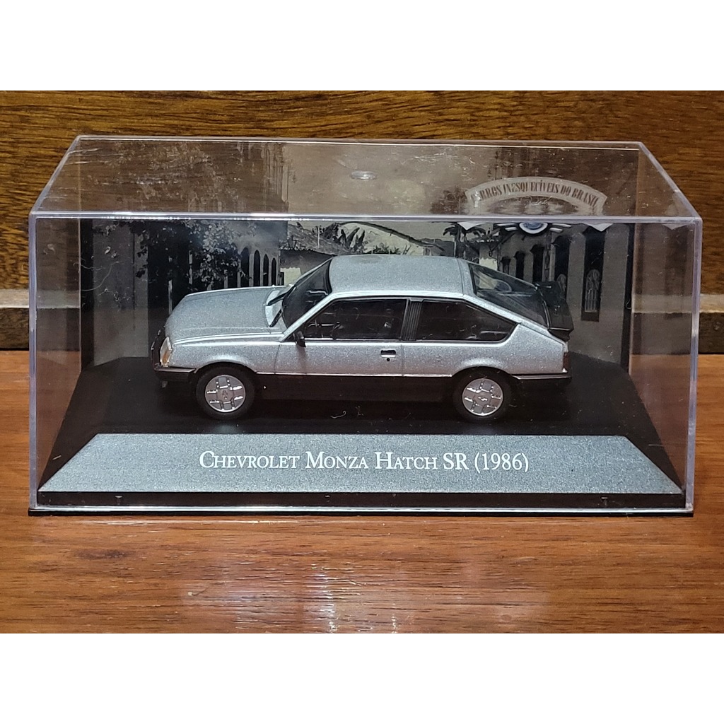 Chevrolet Monza Hatch SR 1986 - Coleção Carros Inesquecíveis do Brasil - Carrinho Miniatura 1/43