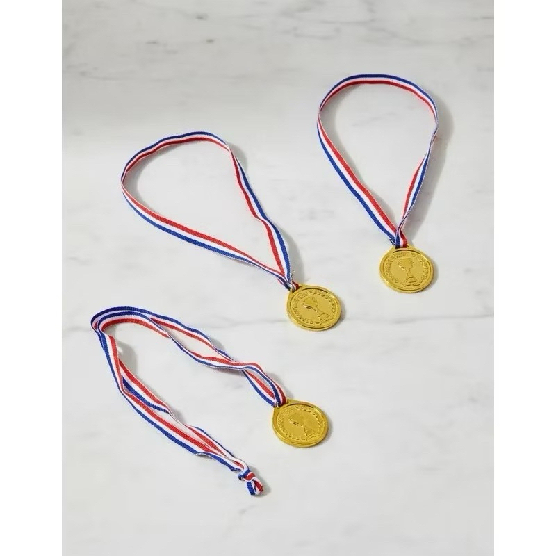 KIT 5 MEDALHAS CAMPEÃO | WINNER | MATERIAL: PLÁSTICO | CAMPEÃO | VENCEDOR | COMPETIÇÃO | LEMBRANCINHAS | FESTA FANTASIA