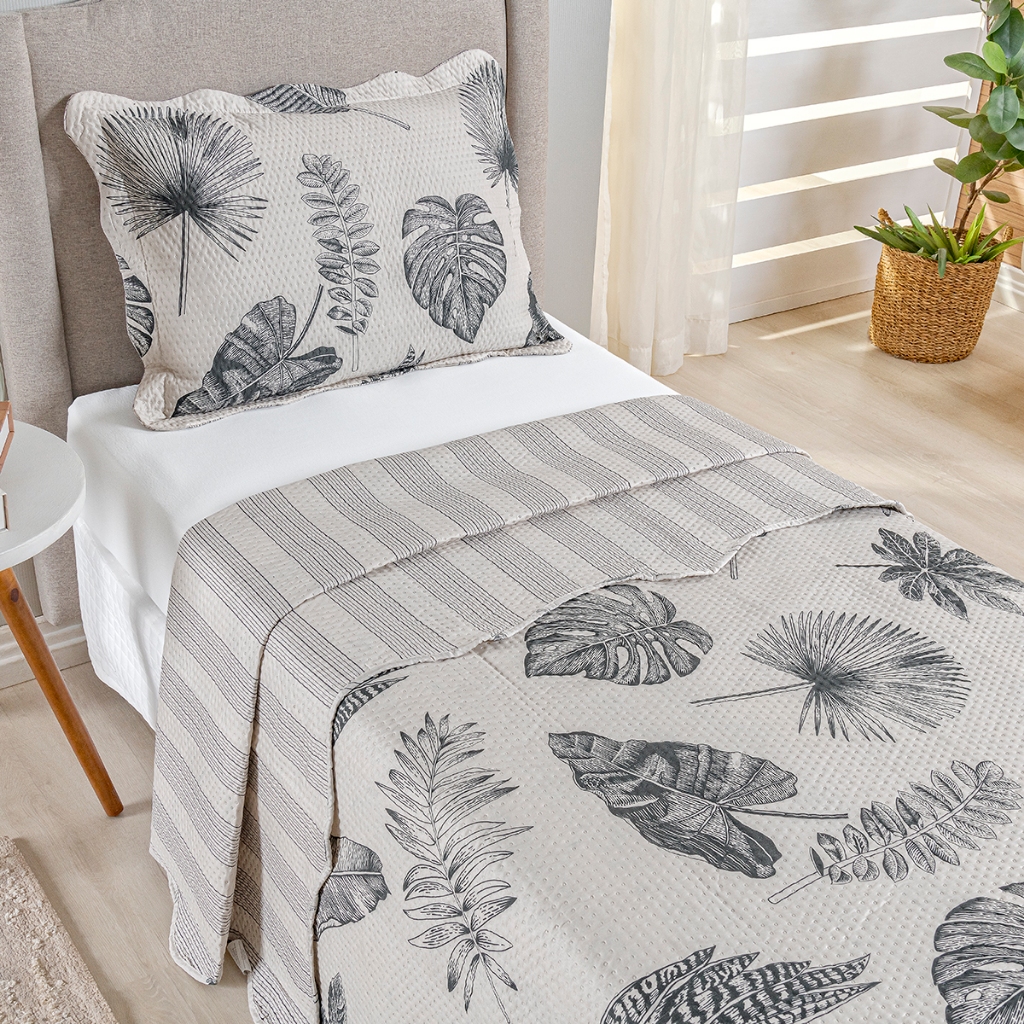 Kit Cobre Leito Colcha Solteiro Bouti 2 Peças Dupla Face Estampada Porta Travesseiro Aba Americana