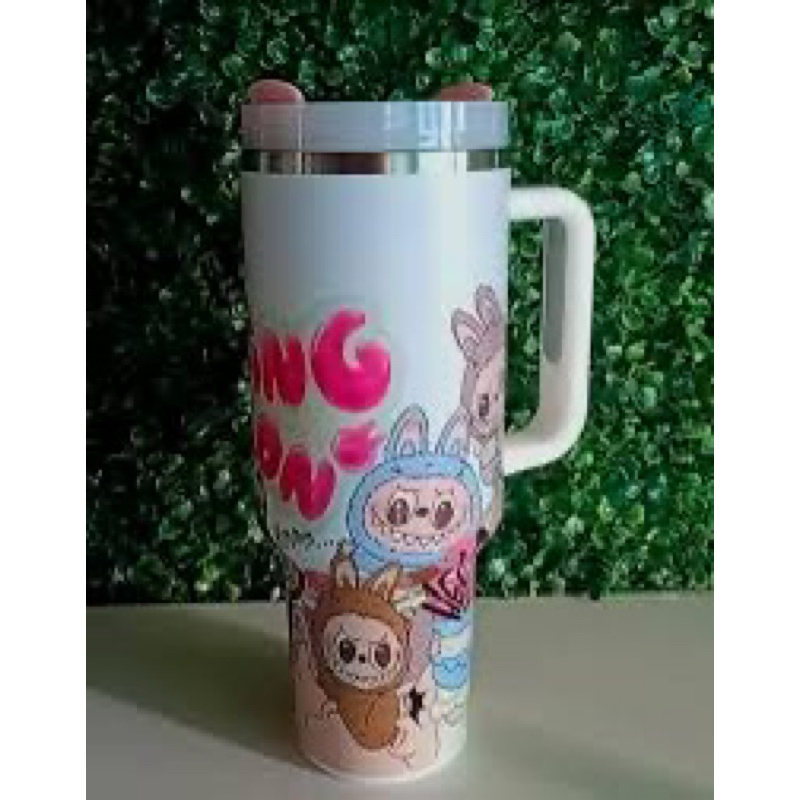 Copo Inix Labubu 1200ml — R$ 69,00 em Shopee