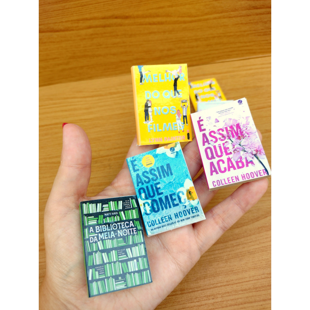 Kit Mini Livros Personalizados - Com Laminação - 3,5cm de Altura - Informe os títulos que deseja em Oferta na Shopee