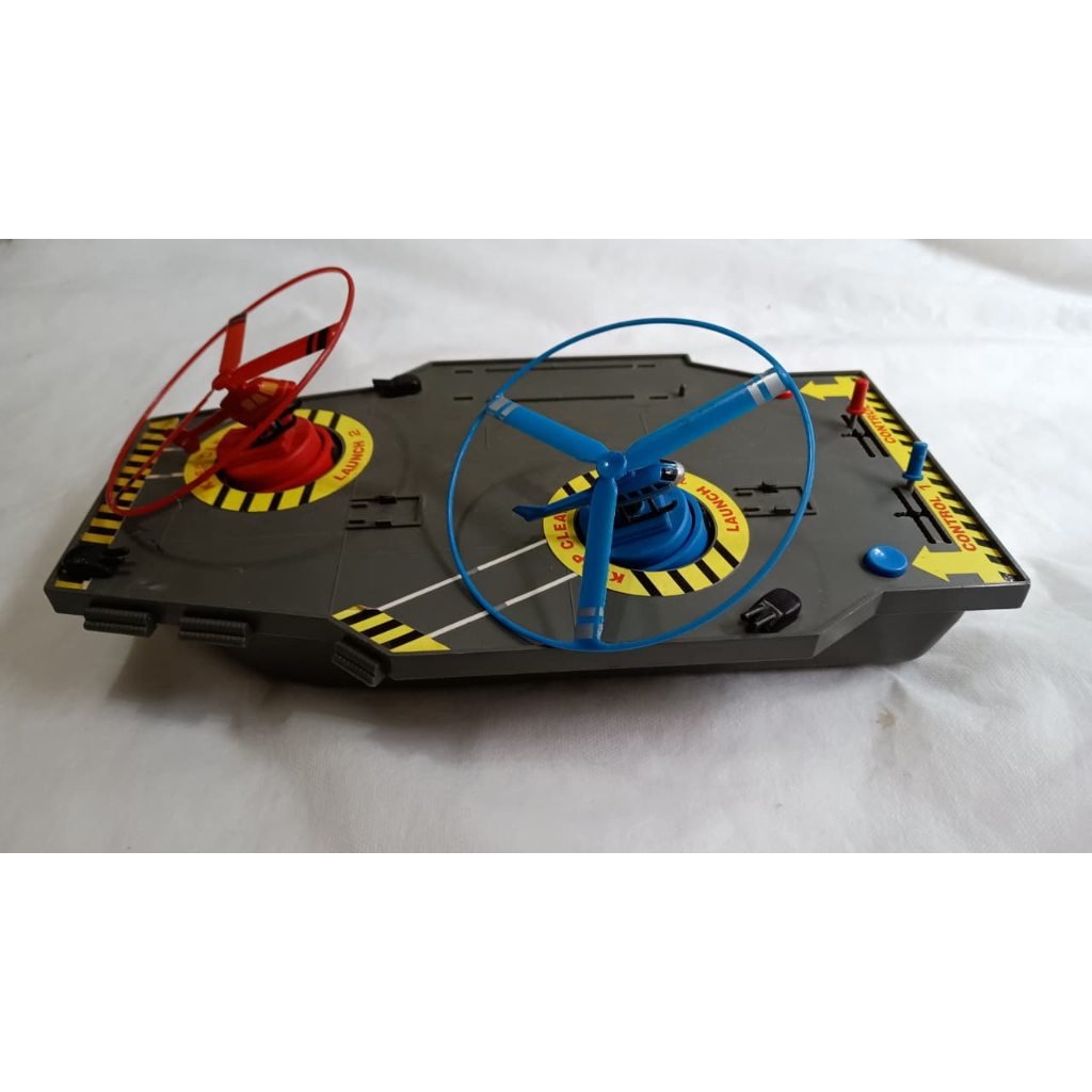 Brinquedo Antigo Raro - porta-helicóptero Hornby Thunder Force Chopper Carrier (Radio Shack, 1989)