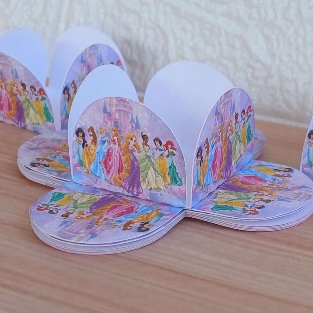 Kit Forminhas de Doce, Brigadeiro PRINCESAS Personalizada 4 Pétalas Festa, Aniversário