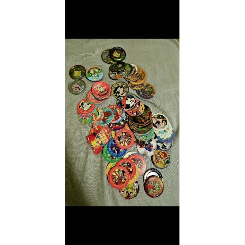 Lote único de tazos anos 90/2000 (Pokémon, Yu-Gi-Oh, Máskara jumbo, Cartoon Network, Tiny Toon e mais)