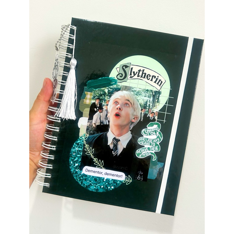 Caderno personalizado com chaveirinho | Draco Malfoy - Harry Potter | Tamanho A5 e Colegial em Oferta na Shopee