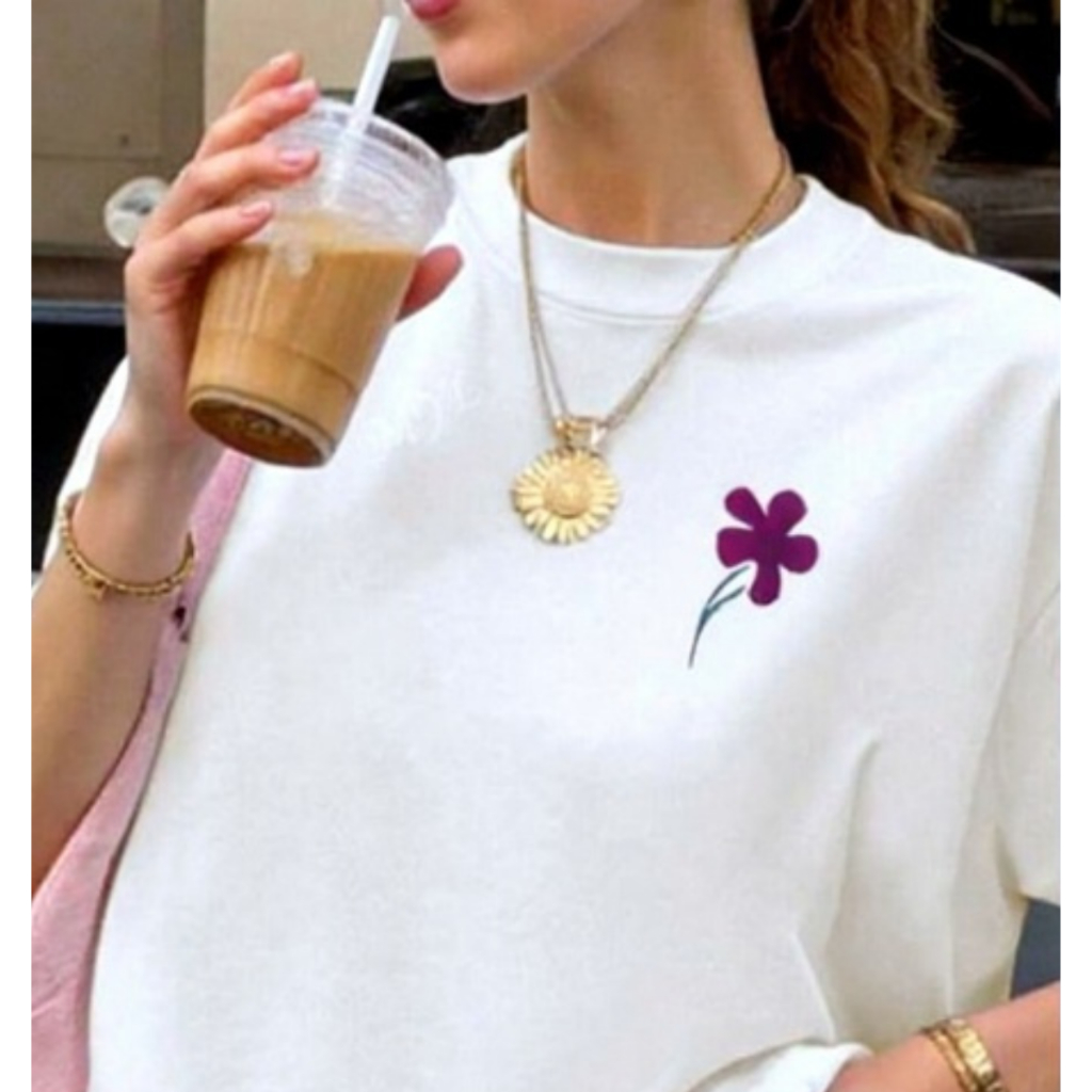 T-shirt Camiseta Detalhes Feminina Flor Roxa Fernte e Costa Fio 30.1 100% Algodão Blusa Tendencia