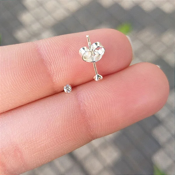 Brinco Prata 925 2mm Unissex Masculino Feminino Ponto de Luz Terceiro Furo em Oferta na Shopee