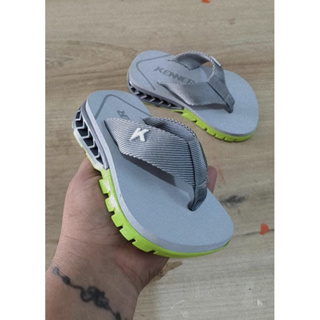 chinelo super confortável leve macio para seu filha ou filho curtir no dia dia em Oferta na Shopee