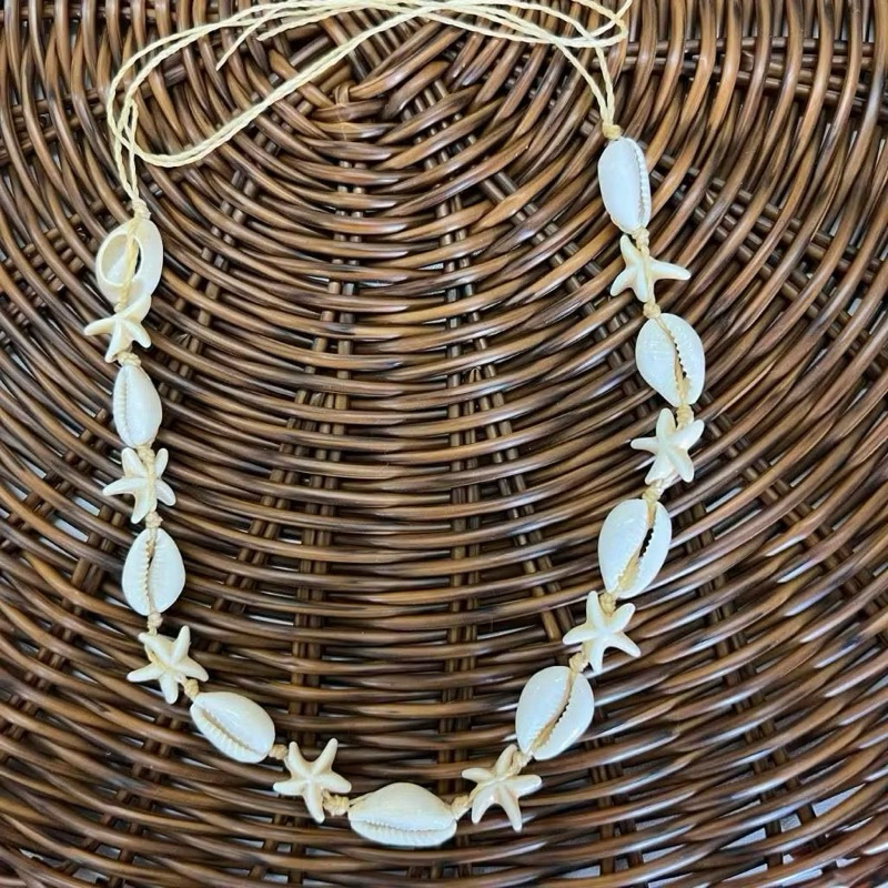 Colar Chocker Artesanal Búzios Estrela/ fio colorido/ miçangas/ tartarugas Fundo mar regulável 60cm