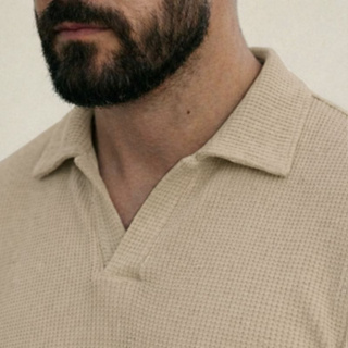 Polo Italiana texturizada sem botão, manga slim. em Oferta na Shopee