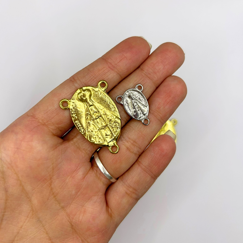 Medalhas Nossa Senhora Aparecida com 3 Saídas para Terços e Rosários - Níquel e Dourado Cataforético