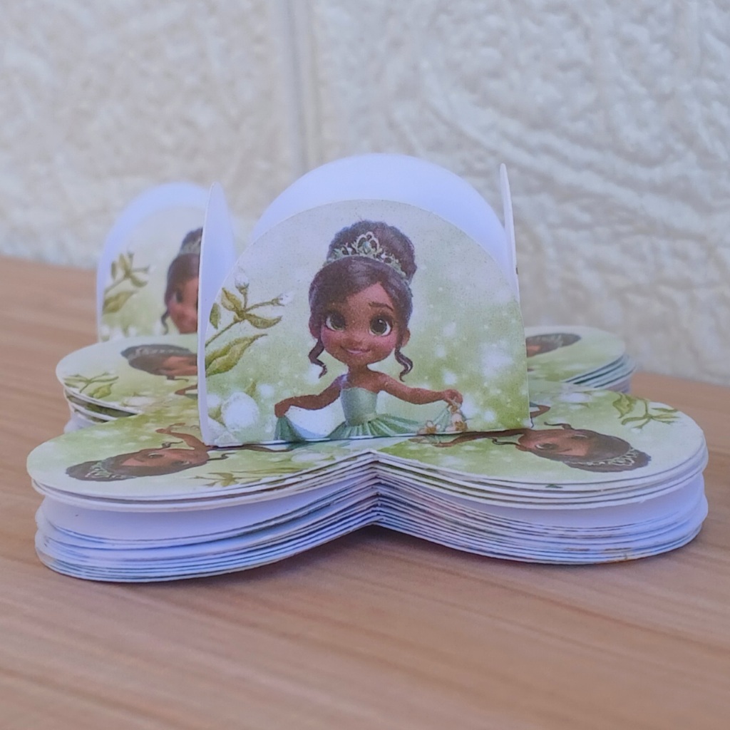 PRINCESA TIANA BABY Kit Forminhas para Doce Brigadeiro 4 Pétalas N°06 Festa Aniversário,