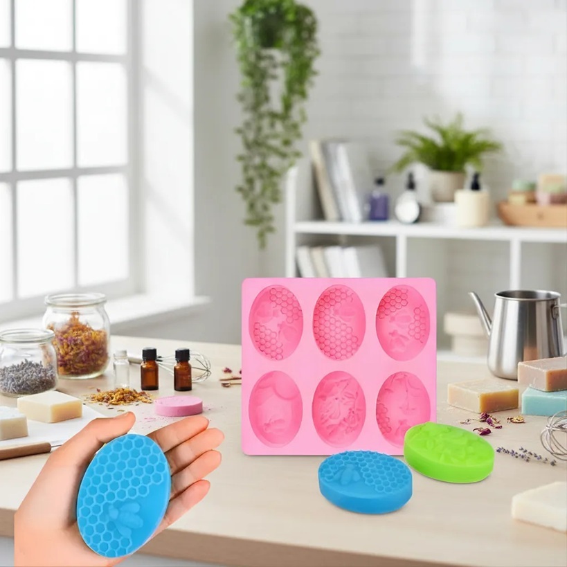 Molde De Silicone P/ Sabonete 6 Cavidades Formatos Oval Liso Desenhos Sabão Saboaria em Oferta na Shopee