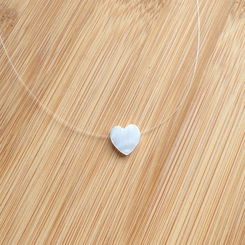 Colar Choker Fio de Nylon Pingente Madrepérola Natural Coração Fecho Aço Inoxidável Choker Invisível em Oferta na Shopee