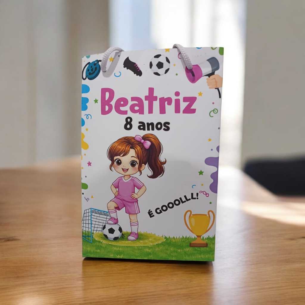 Sacolinha Personalizada com nome e idade (cabe Pipoca)  Futebol  Menina Surpresa   Festa Aniversário Lembrancinhas