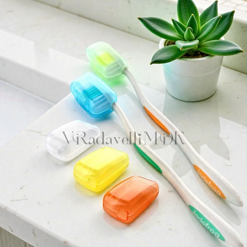 kit Capas protetora de  escova de dentes cor aleatória em Oferta na Shopee