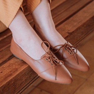 Sapatilha feminina Oxford com Cadarço Bico fino Confortável Sapato Feminino Metalizado em Oferta na Shopee