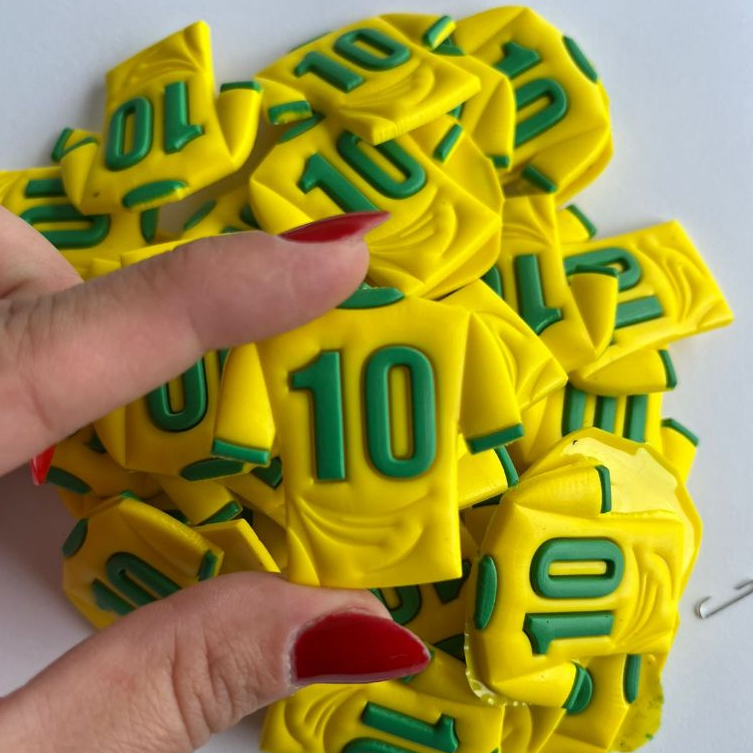 KIT APLIQUE EMBORRACHADO  BRASIL, PACTE COM 20 PEÇAS em Oferta na Shopee