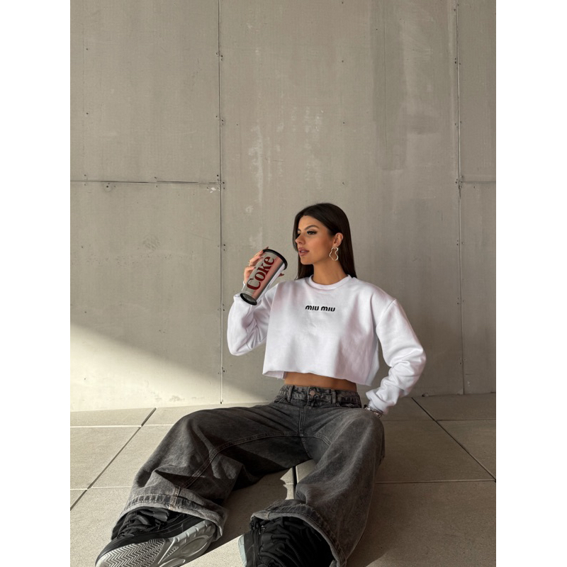 Blusa Cropped Feminino Moletom Premium Detalhe Bordado