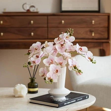 Haste de orquídea artificial decorativa, ideal para enfeitar ambientes, arranjos e decoração de forma elegante. A-82