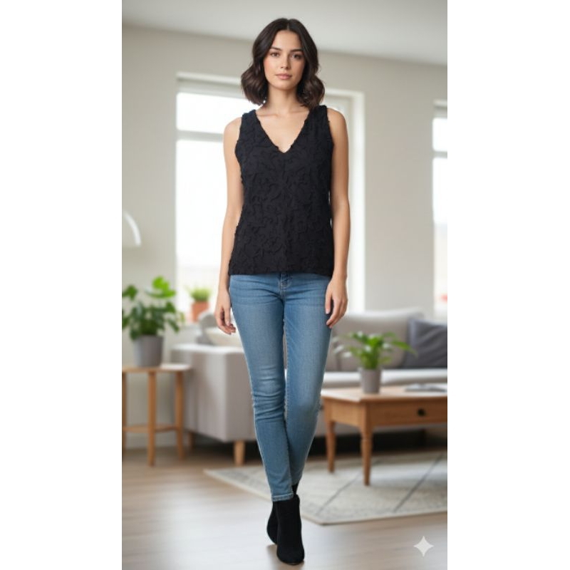 FLUOR BLUSA LYCRA COM RELEVO FRONTAL TAM G (42-44) 35,00ALTURA 56cm
Largura até 53cm