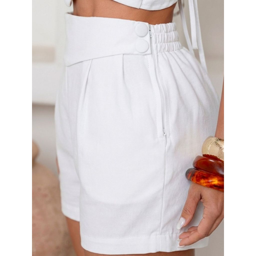 Conjunto Feminino Alfaiataria Cropped Assimétrico e Shorts — imagem 2 de 2