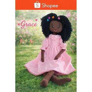 Boneca de pano negra Grace artesanal com 70 cm