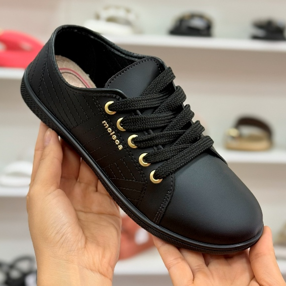Tênis Feminino Moleca Casual Confortável com Cadarço Leve e Estiloso
