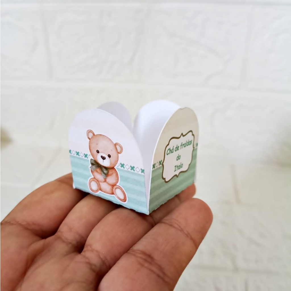 Forminha para Doces Brigadeiro Personalizada Chá de Fraldas verde Festa Princesa Lembrancinha