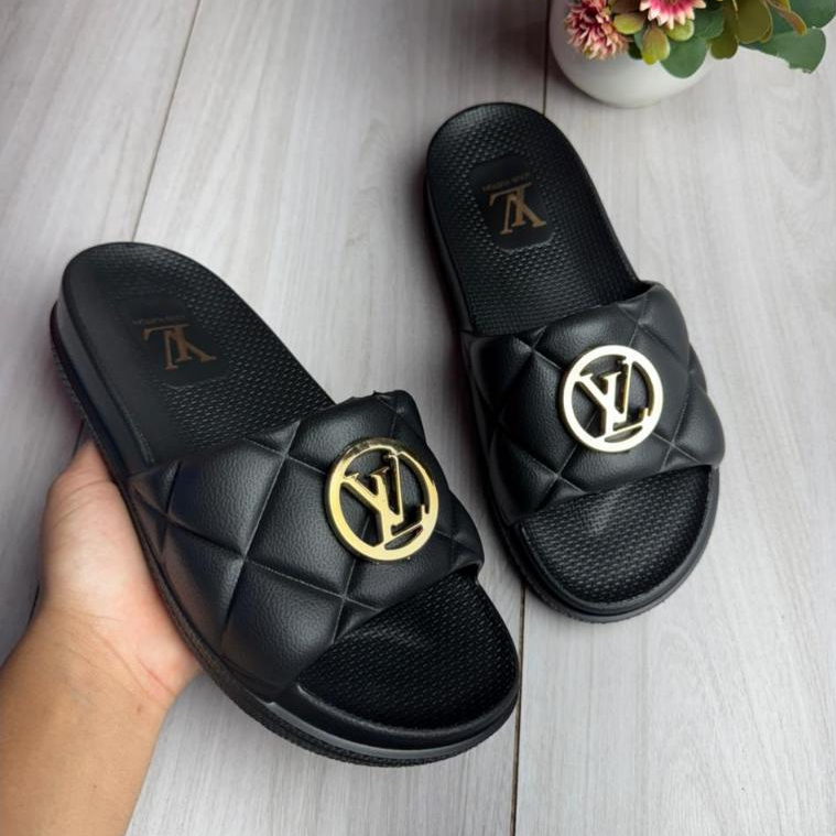Chinelo Nuvem Feminino em EVA Slide Macio e Leve Antiderrapante Estilo Fashion Dourado em Oferta na Shopee