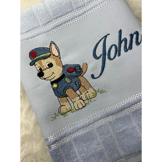 Toalha de Boca Bebê Menino Personalizada com Nome Bordada Patrulha Canina | Dohler | Presente de Bebê | Enxoval | Escola
