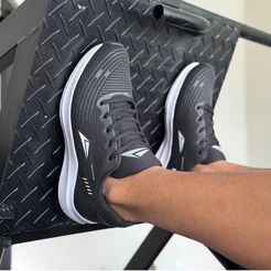 Tênis Masculino SNEEKS Confortavel para Corrida Ideal para Esportes