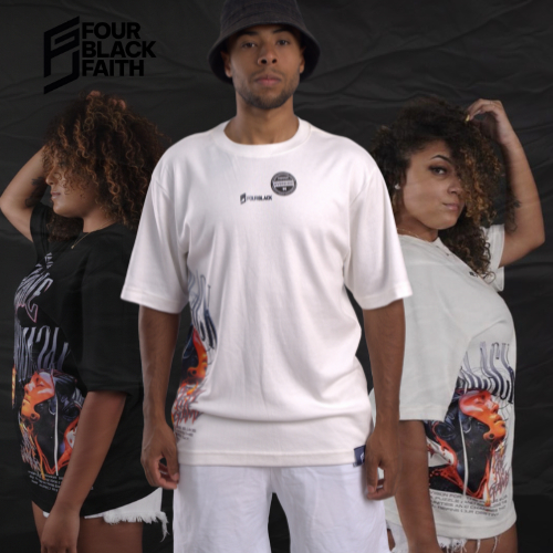 Camiseta Oversized Streetwear Unissex Estampada Premium 230g Gola Alta Caimento Largo